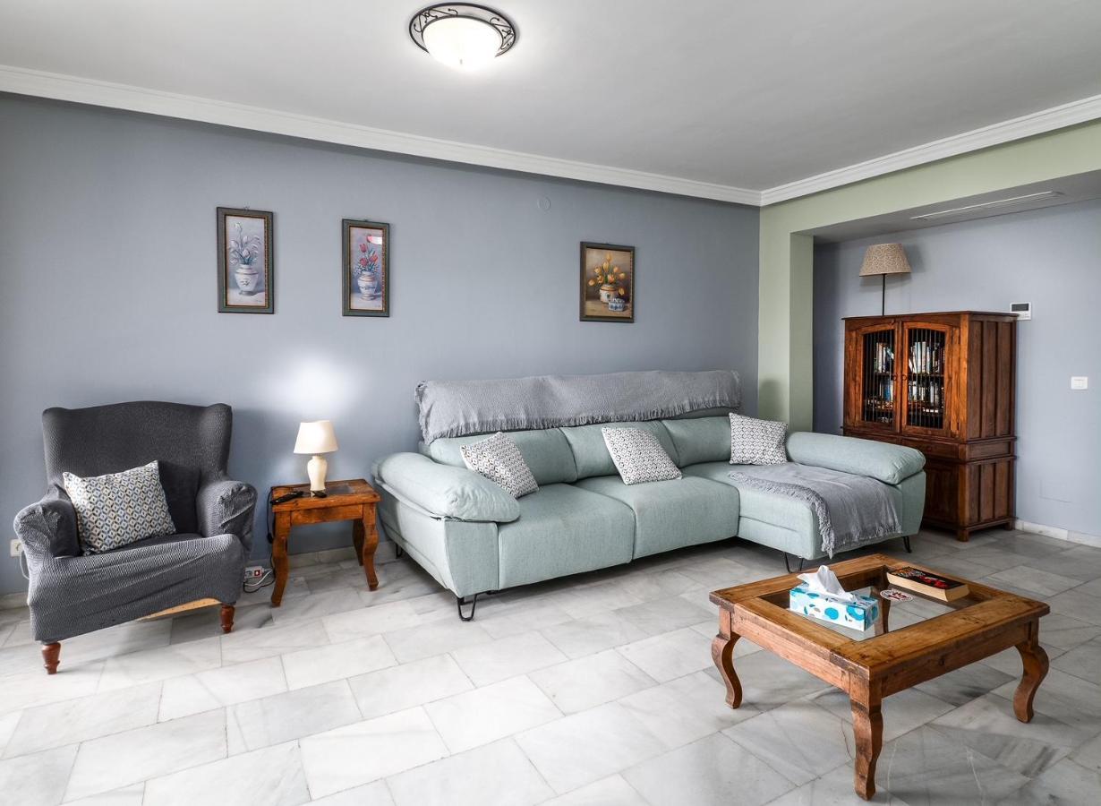 Fantastic Beachfront Apartment エステポナ エクステリア 写真